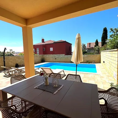 Holiday home Sommerflucht 2 *